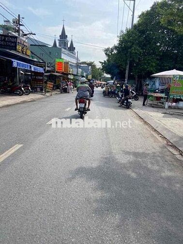 bán đất thổ cư. Dt: 5x25m, gần chợ gấu nhà thờ Tân Đông lê Văn khương