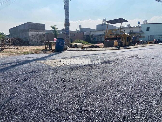 bán đất thổ cư. Dt: 5x25m, gần chợ gấu nhà thờ Tân Đông lê Văn khương