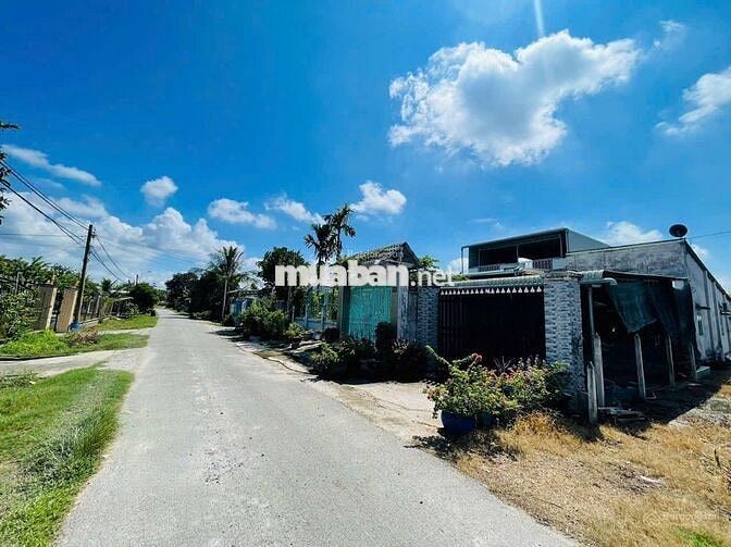 Cần bán gấp 110m2 full thổ ngay X.An Hòa ,Trảng Bàng Giá 675 triệu