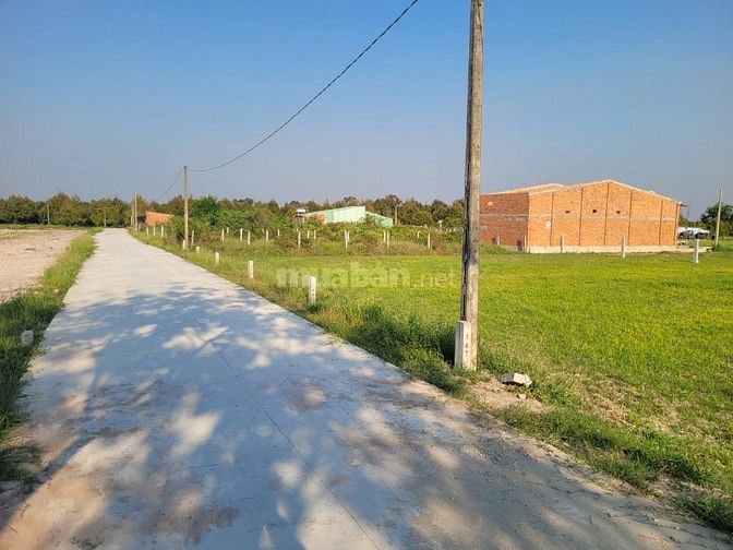 150m2 thổ cư. Đường bê tông. Gần Khu công nghiệp. 330tr 