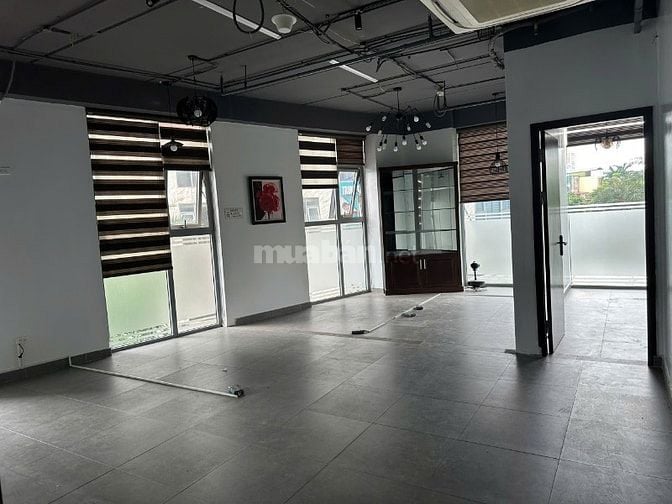 Cho thuê mặt bằng tầng 2 chung cư 360 Giải Phóng, 2 phòng, 250m2