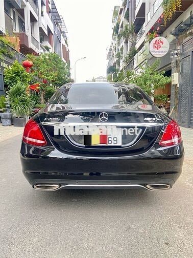 Mercedes-Benz C200 2018 Đen