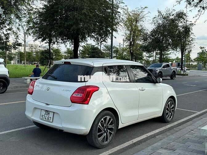 Suzuki Swift 2021 GLX 40000 km Trắng