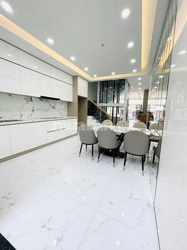 Bán nhà  76C đường số 51 P. Tân Quy, Q7 dt 4x19m,3 lầu st + Thang máy