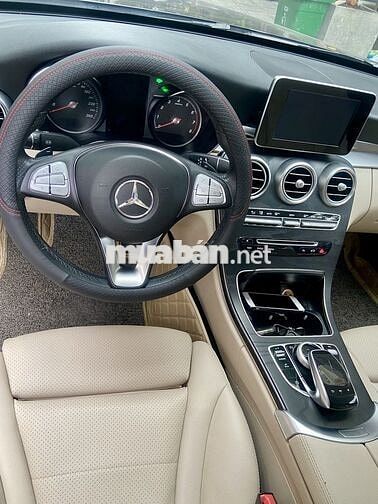 Mercedes-Benz C200 2018 Đen
