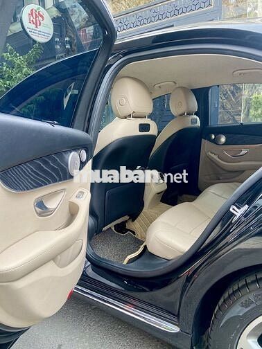 Mercedes-Benz C200 2018 Đen