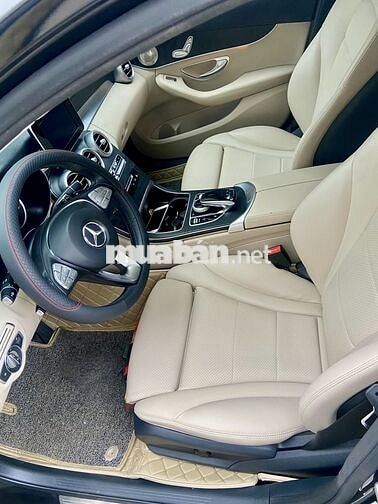 Mercedes-Benz C200 2018 Đen