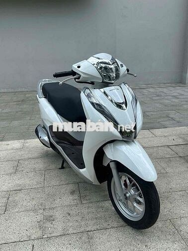 Honda Lead 2021 Trắng bstp công chứng liền