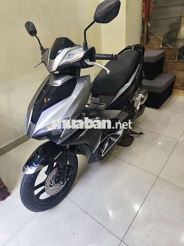 Airblade 2017 Fi trùm mền bstp mới 98 %