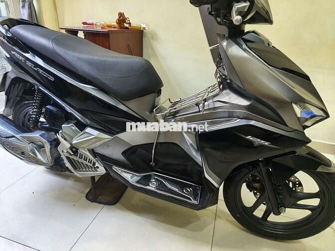 Airblade 2017 Fi trùm mền bstp mới 98 %