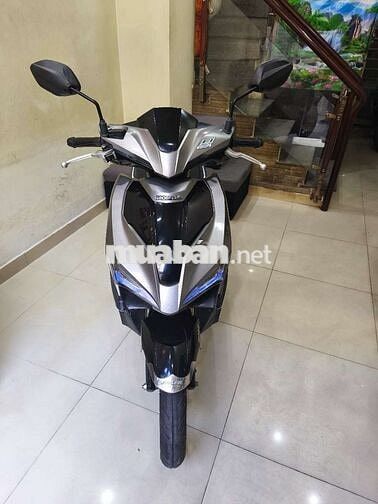 Airblade 2017 Fi trùm mền bstp mới 98 %
