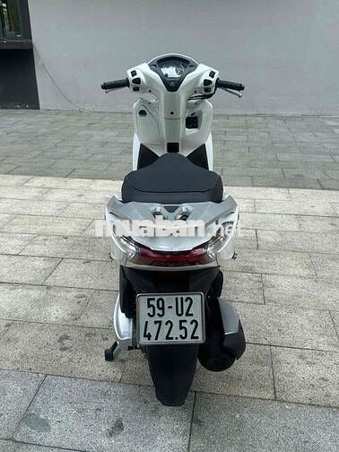 Honda Lead 2021 Trắng bstp công chứng liền