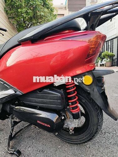 Honda Xe máy màu Đỏ