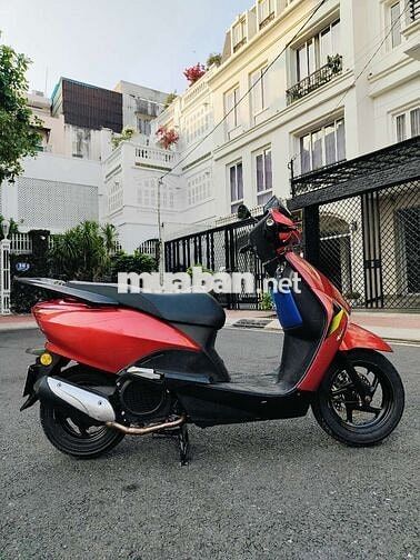 Honda Xe máy màu Đỏ