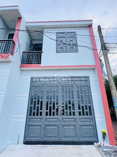 Bán nhà 2 mặt tiền đường ô tô gần chợ Nhị Xuân 4x10 595tr