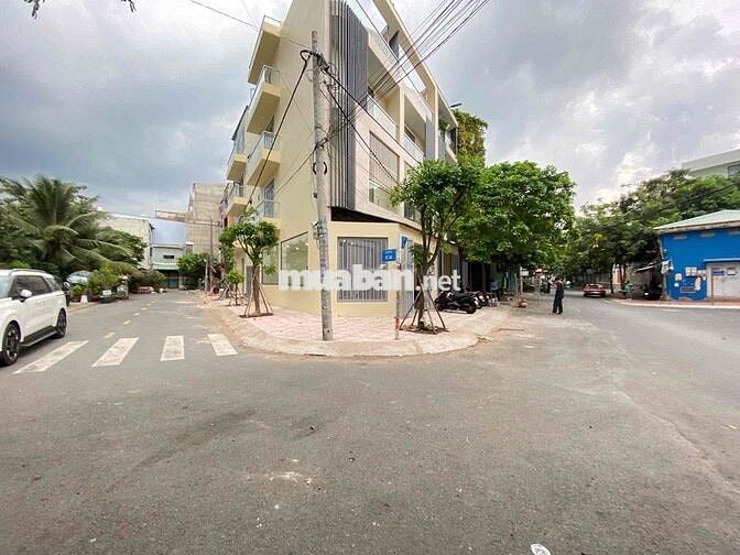 Tim một bạn nữ ở ghép đường Tạ Lưu Quang Bửu gần Parc Mall Quận 8