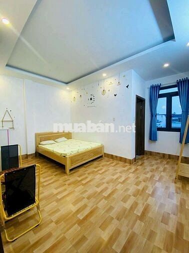 NHÀ CHO THUÊ:
TRỆT 3 LẦU ĐẸP ,GỒM 8 PHÒNG 
- FULL NỘI THẤT