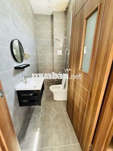 NHÀ CHO THUÊ:
TRỆT 3 LẦU ĐẸP ,GỒM 8 PHÒNG 
- FULL NỘI THẤT