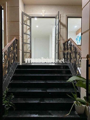 CHO THUÊ MẶT BẰNG CĂN GỐC CÓ HẦM ĐỂ XE SIÊU HIẾM