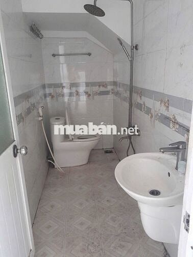CHO THUÊ NHÀ TRỆT LẦU GẦN BẾN XE TÂN ĐÔNG HIỆP DĨ AN KHU DÂN CƯ VIP