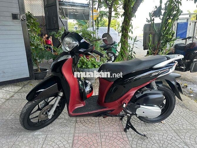 Honda SH Mode Đen, Đỏ
