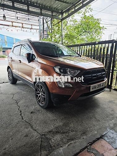 Ford EcoSport Nâu
