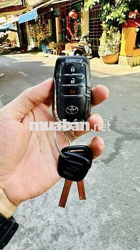 Toyota Hilux Adventure V 4x4