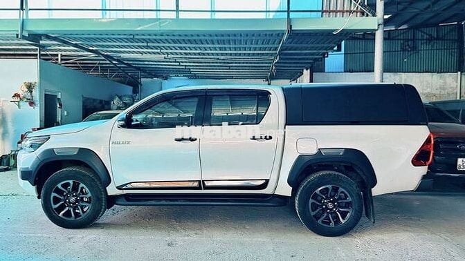 Toyota Hilux Adventure V 4x4
