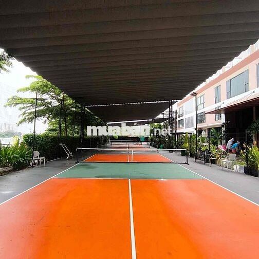 Tuyển nhân viên tạp vụ lễ tân cho sân Pickleball