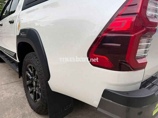 Toyota Hilux Adventure V 4x4