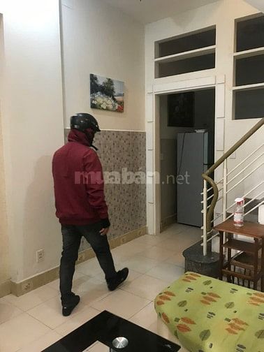 Nhà bán sổ Hồng cách mặt tiền Bùi hữu nghĩa p1 20m