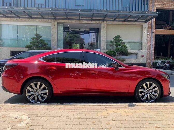 Mazda 6 2024 Premium 2.0 AT - 31.000 km