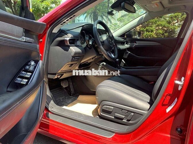Mazda 6 2024 Premium 2.0 AT - 31.000 km