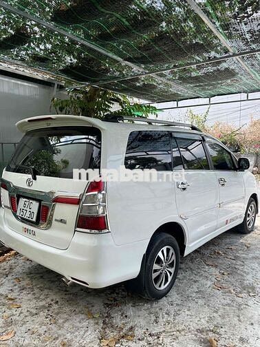 Toyota Innova 2016 2.0E Trắng