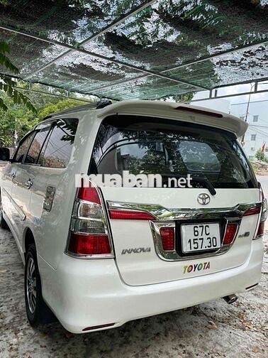 Toyota Innova 2016 2.0E Trắng