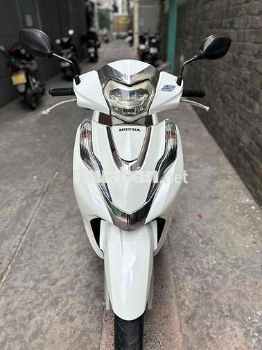 Honda Lead 2018 màu Trắng