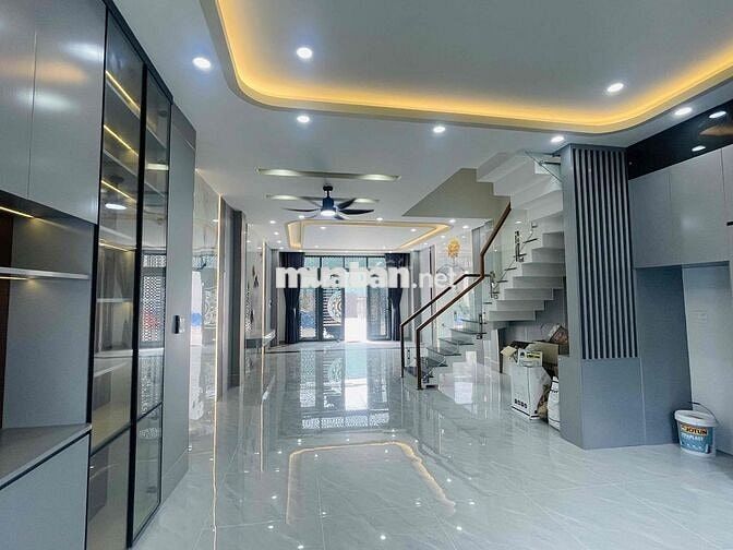 ✅NHÀ PHỐ CCaasp-6m X 17m-3.5 Lầu-Gần Trường Cấp 3 Bà Điểm
