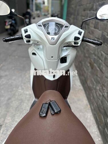 Honda Lead 2018 màu Trắng