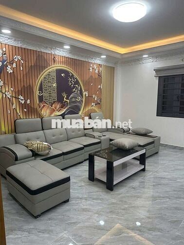 Nhà 1 trệt 1 lửng 3 lầu full nội thất đường Bình Thành BHH B 