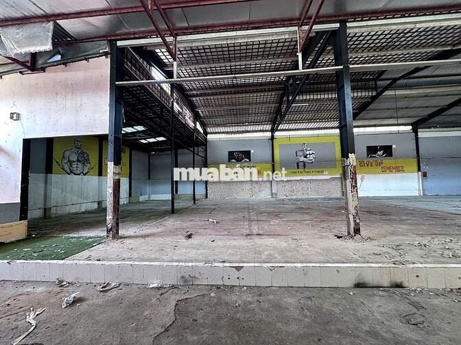 CHO THUÊ 600m2 ĐƯỜNG QUANG TRUNG P10 (18X36m) VỊ TRÍ ĐẸP_KD ĐA NGÀNH