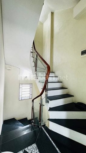 Bán nhà mặt phố Nguyễn Văn Tuyết, Đống Đa 35m, 6 tầng, mt 4m. Giá: 21