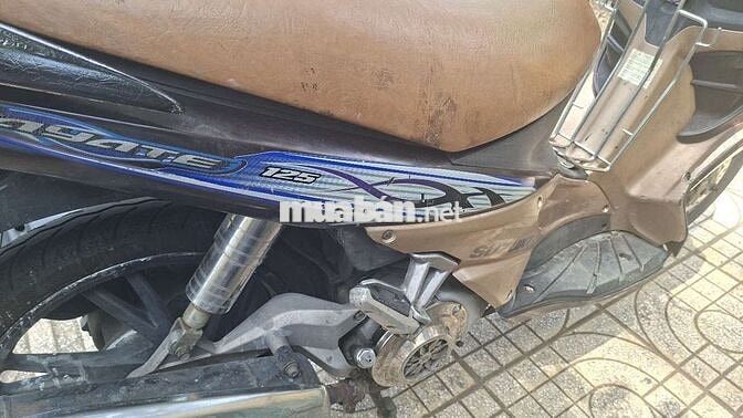 Suzuki Hayate 125 màu Nâu