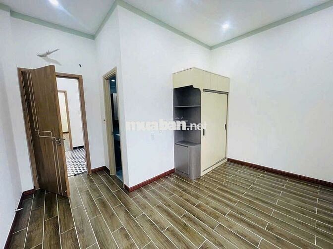 Chủ cần bán nhà mới . Sổ Hoàn Công