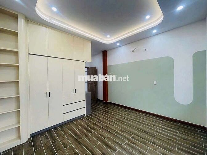 Chủ cần bán nhà mới . Sổ Hoàn Công