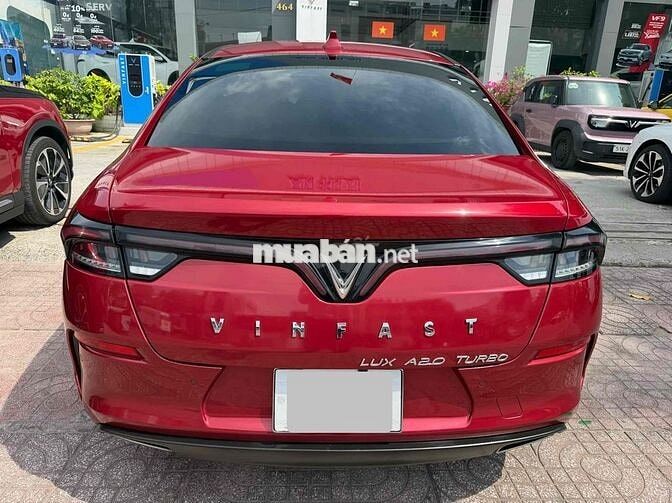 VinFast Lux A2.0 Plus 2021 Đỏ - 1 chủ từ đầu