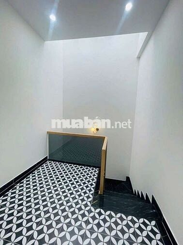 Chủ cần bán nhà mới . Sổ Hoàn Công
