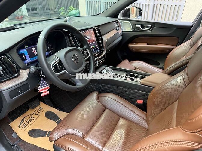 Volvo XC60 B6 2023 Đen 45000 km