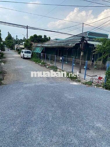 Cho thuê nhà 2 mặt tiền kinh doanh, ở, buôn bán.