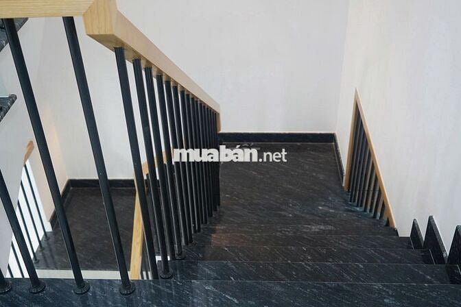 Cần bán gấp căn nhà full nội thất thiết kế hiện đại, gần siêu thị GO
