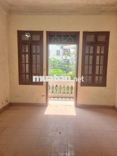 Cho Thuê cả nhà Mặt phố Nguyễn Cảnh Dị, Hoàng Mai, Hà nội. 55m, 4 tầng